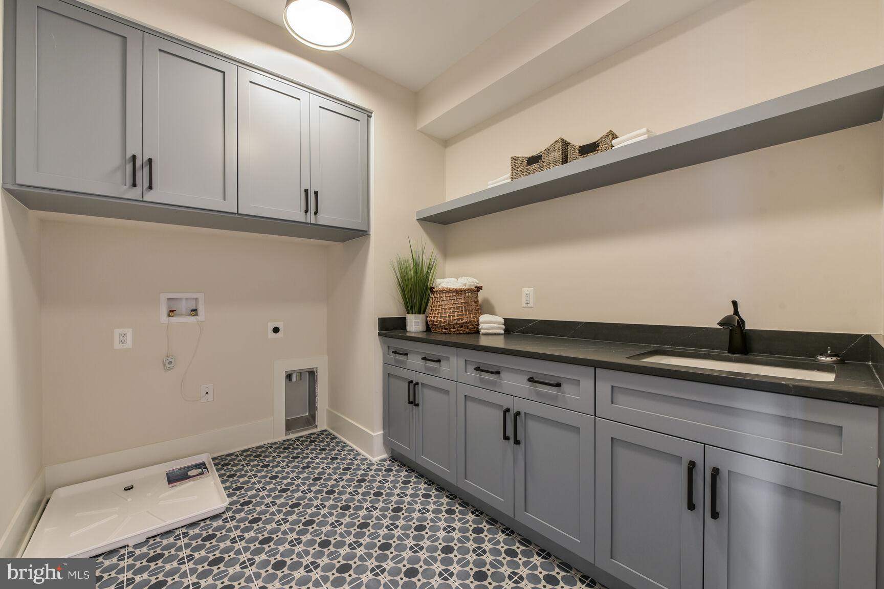 6820 Marbury Road Bethesda, MD 20817 - Photo 53 of 84 Upper Level laudry room
