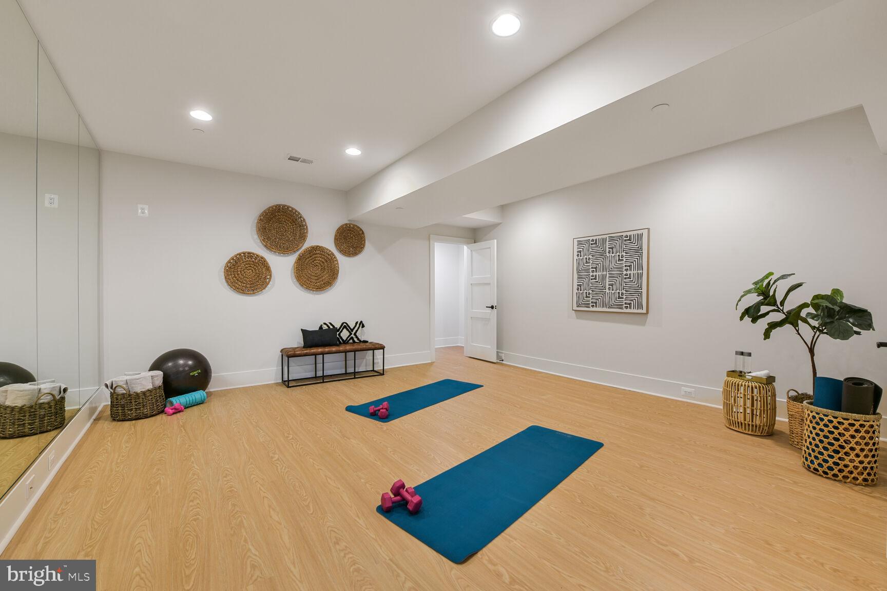 6820 Marbury Road Bethesda, MD 20817 - Photo 65 of 84 Exercise Studio