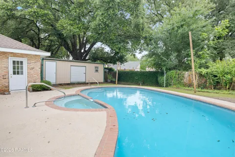 $379,000 | 203 Paddington Drive, Lafayette, LA 70508