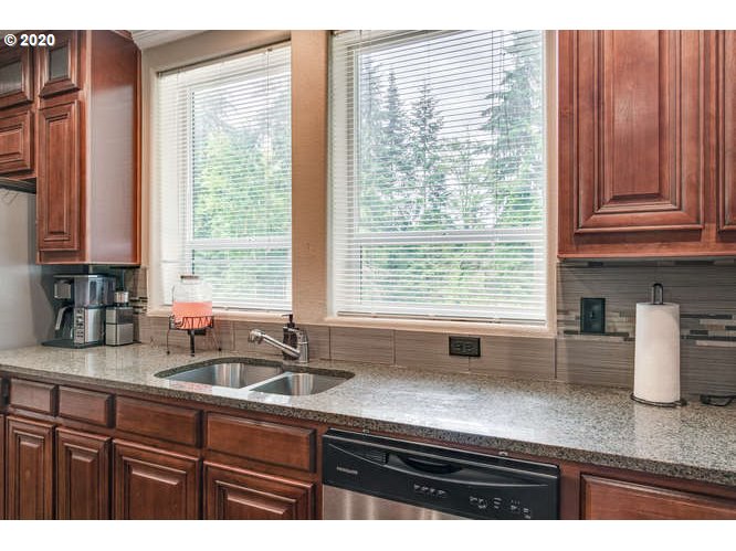 139 Leland Road Longview, WA 98632 - Photo 11 of 32