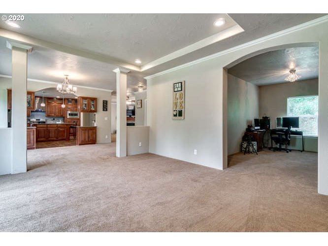 139 Leland Road Longview, WA 98632 - Photo 4 of 32