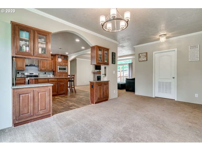 139 Leland Road Longview, WA 98632 - Photo 5 of 32