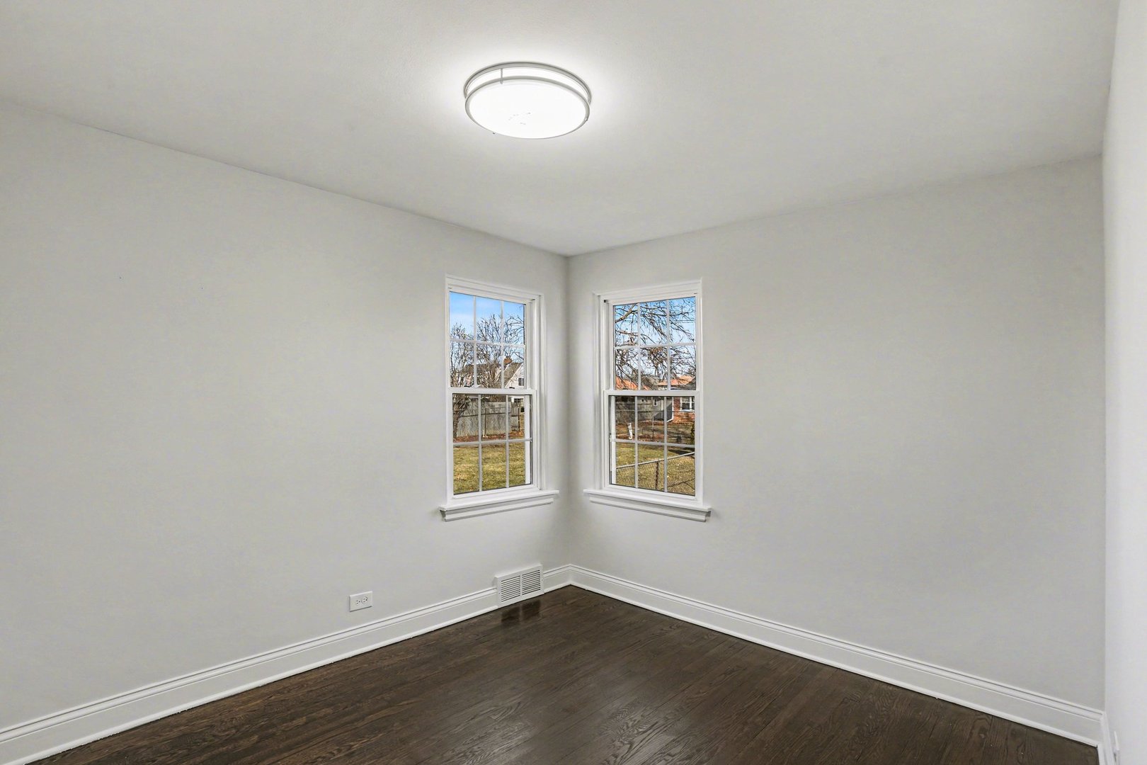 531 South Park Road Lombard, IL 60148 - Photo 16 of 22 Gallery Image 16