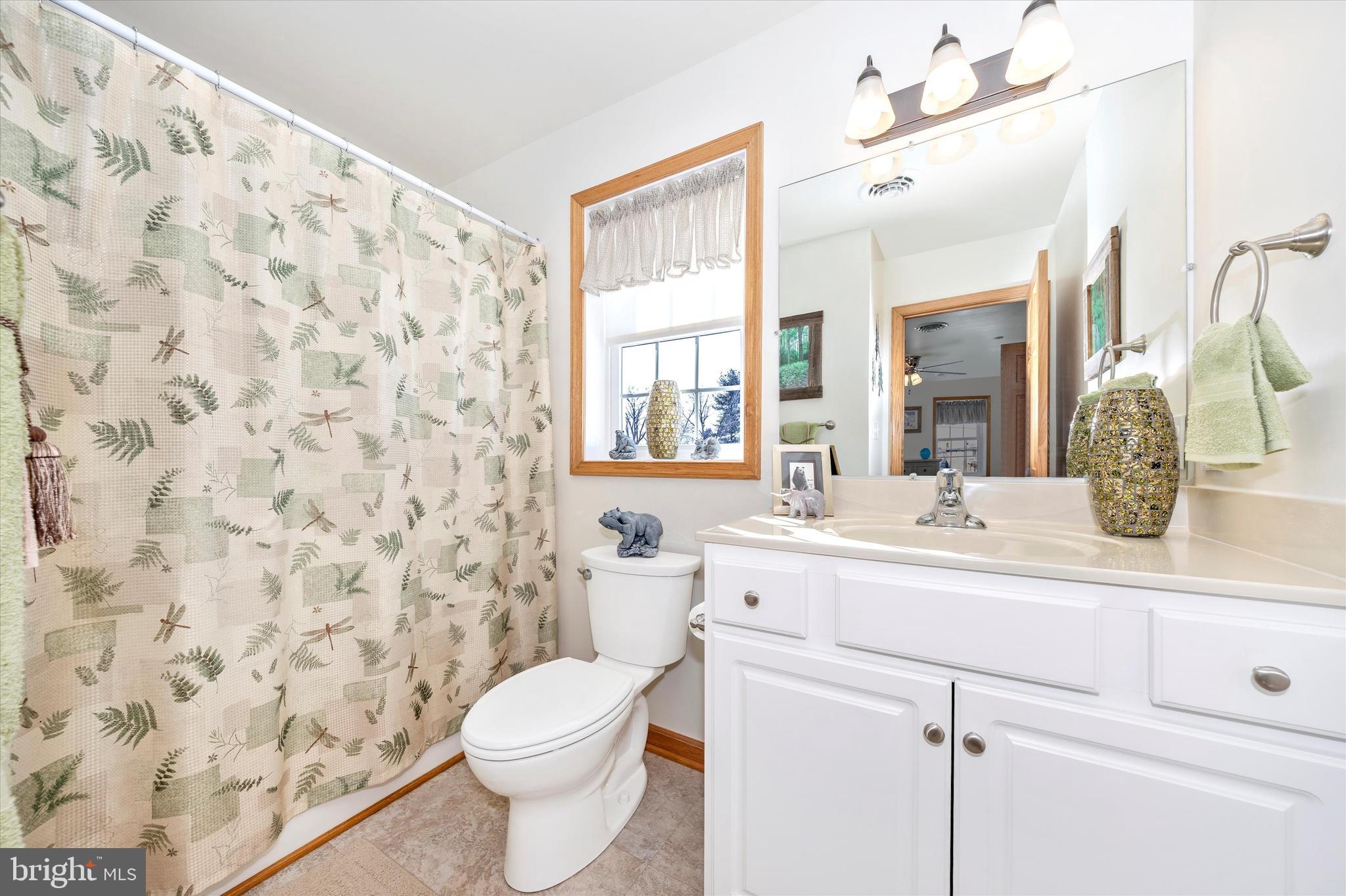 19327 Longmeadow Road Hagerstown, MD 21742 - Photo 28 of 48
