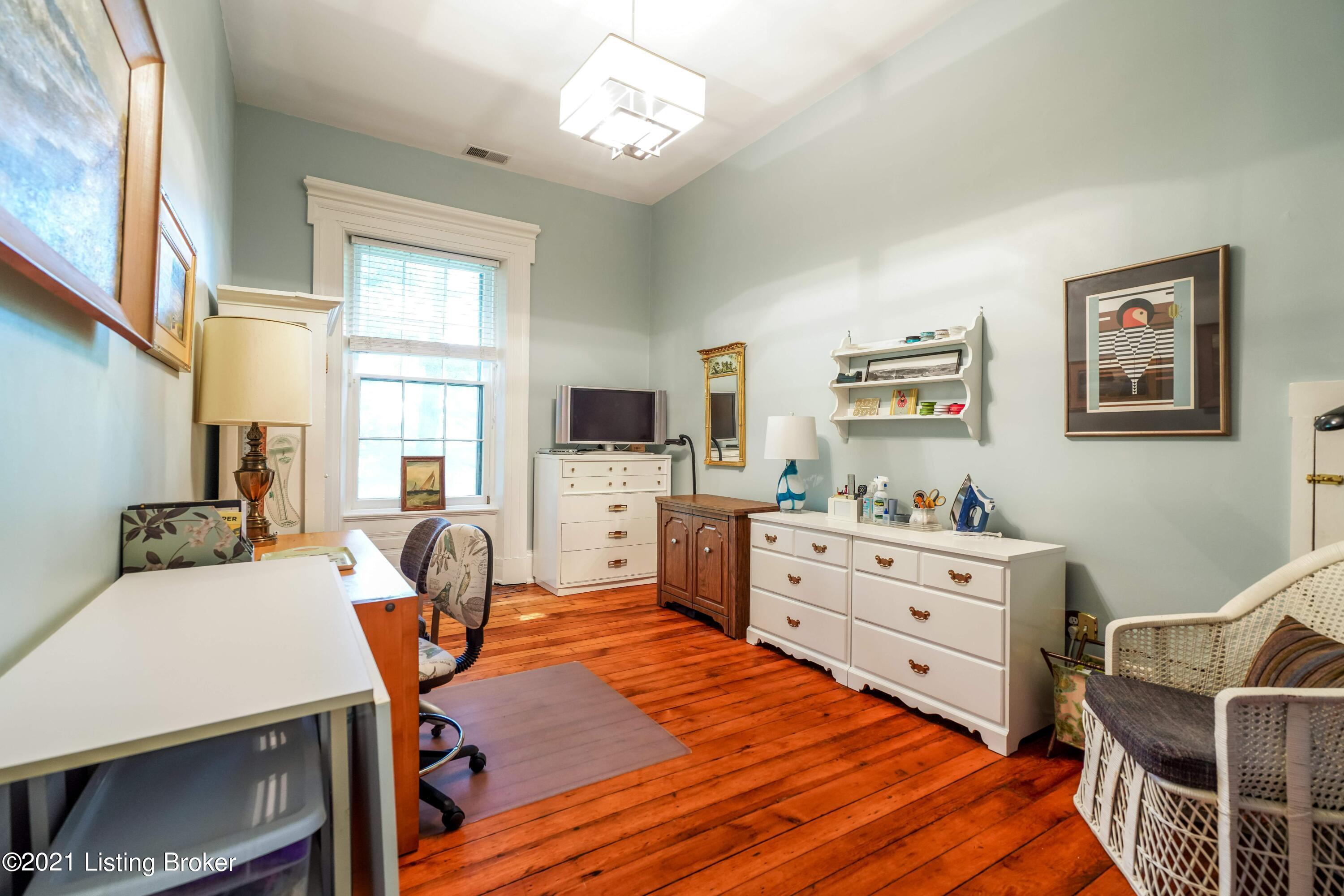 2 Rebel Road Louisville, KY 40206 - Photo 40 of 61 37