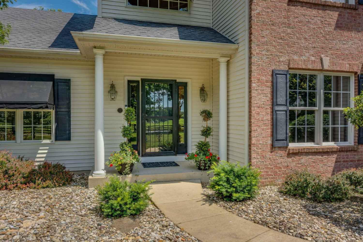 2125 Mayflower Road Niles, MI 49120 - Photo 3 of 41 2125 Mayflower Rd Niles MI-large-005-18-