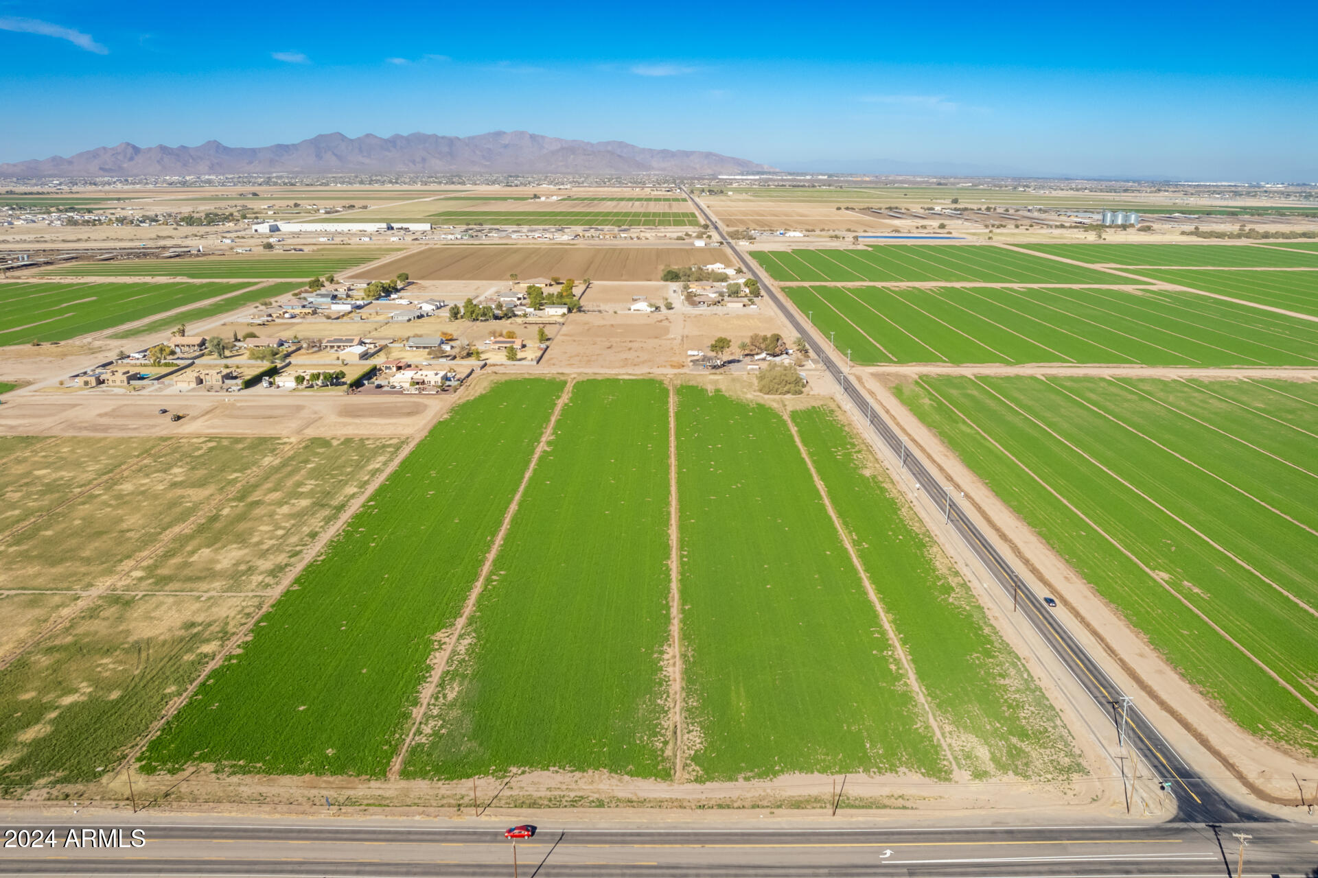 7120 South Dean Road, Unit B Buckeye, AZ 85326 - Photo 4 of 17 05 - Dean