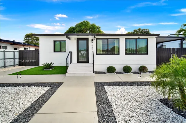 $580,000 | 660 East 38th Street, Hialeah, FL 33013