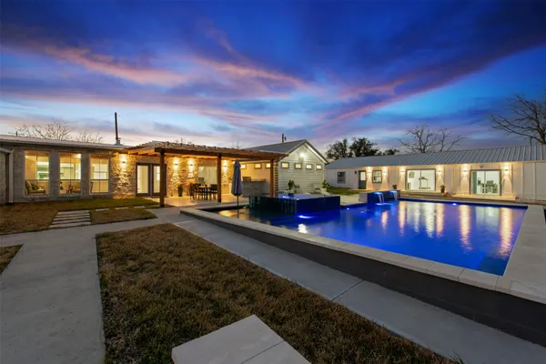 $1,325,000 | 14300 Summit View Drive, Leander, TX 78641