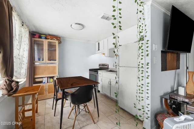 $250,000 | 715 West 13th Street, Unit 1213, Panama City, FL 32401