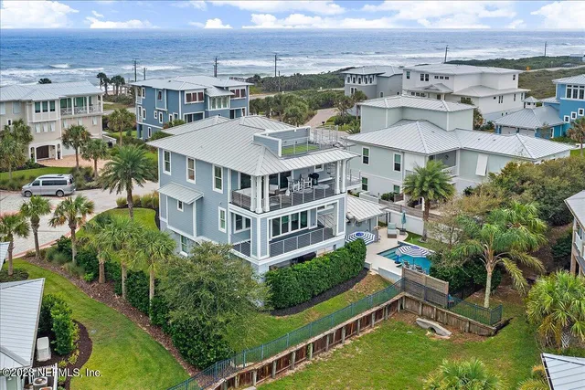 a view of a white building among the city view
