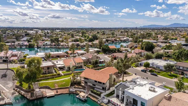 a view of a tennis court
