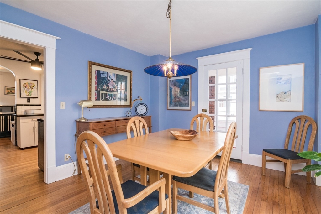 69 Belvidere Street Springfield, MA 01108 - Photo 11 of 41