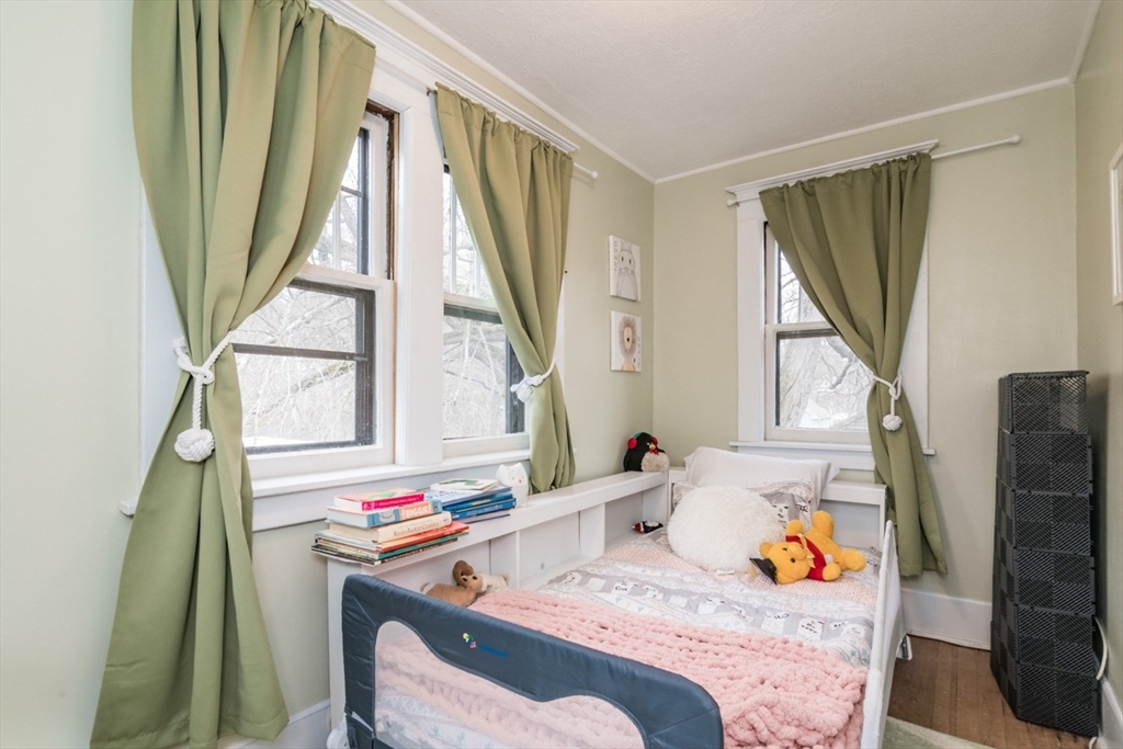 69 Belvidere Street Springfield, MA 01108 - Photo 19 of 41