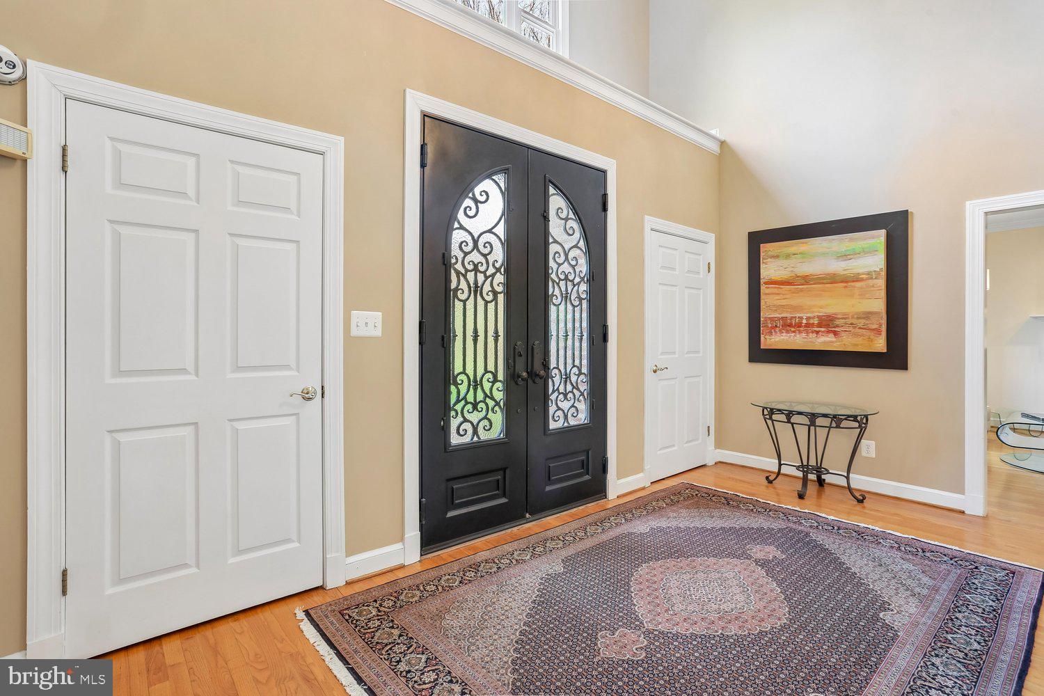 12321 Rivers Edge Drive Potomac, MD 20854 - Photo 11 of 103 Entry