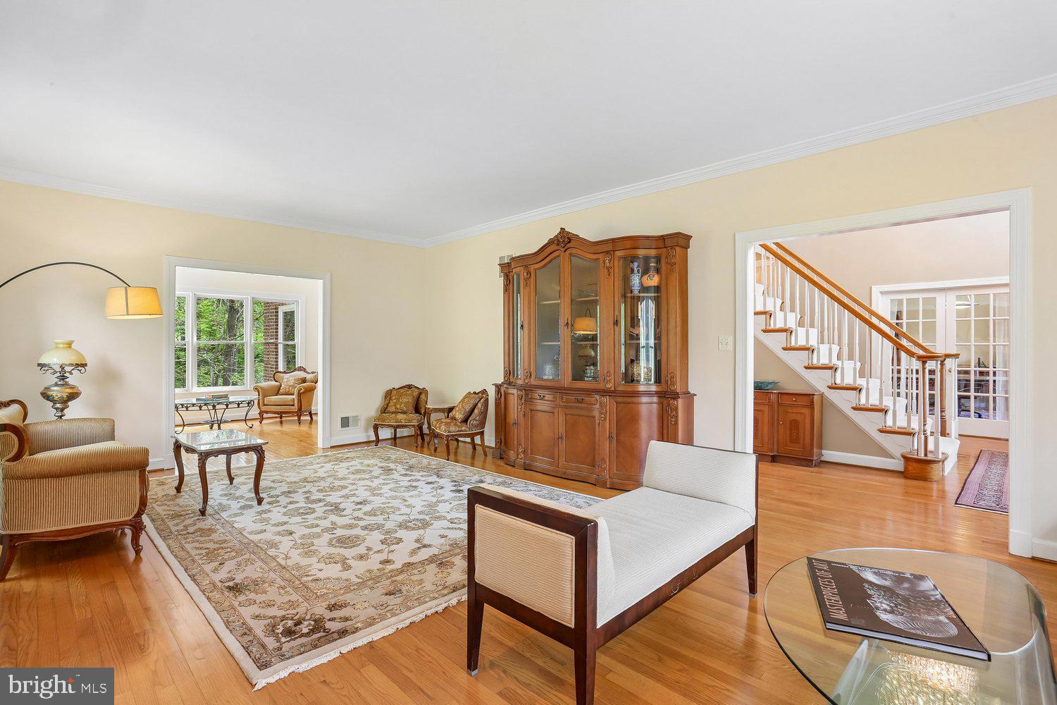 12321 Rivers Edge Drive Potomac, MD 20854 - Photo 15 of 103 Living Room