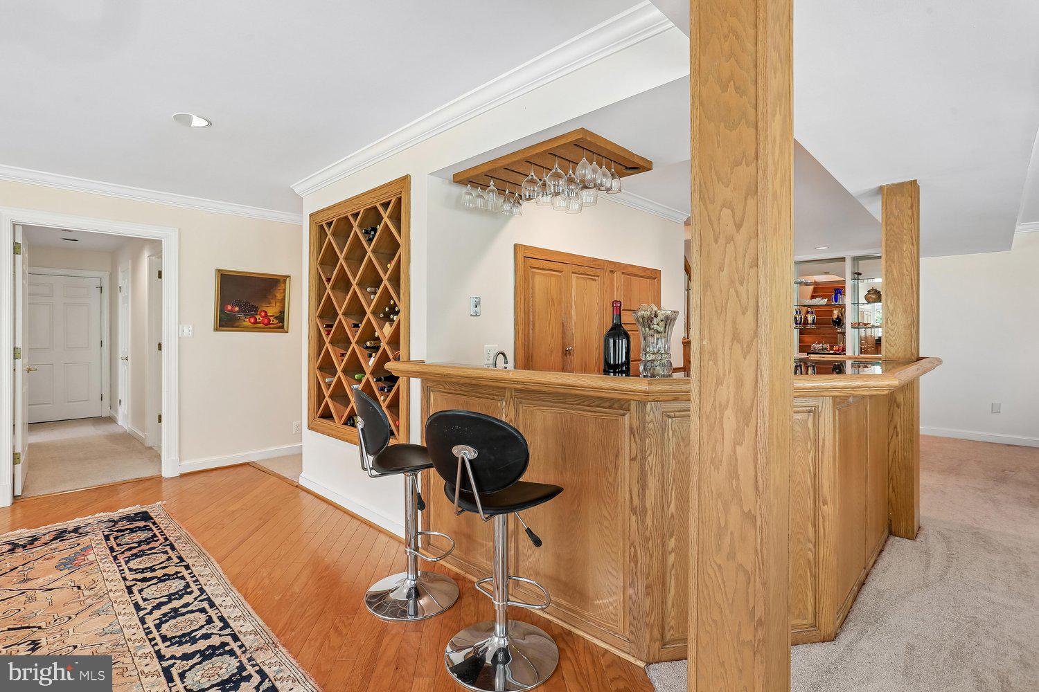 12321 Rivers Edge Drive Potomac, MD 20854 - Photo 71 of 103 Bar Seating
