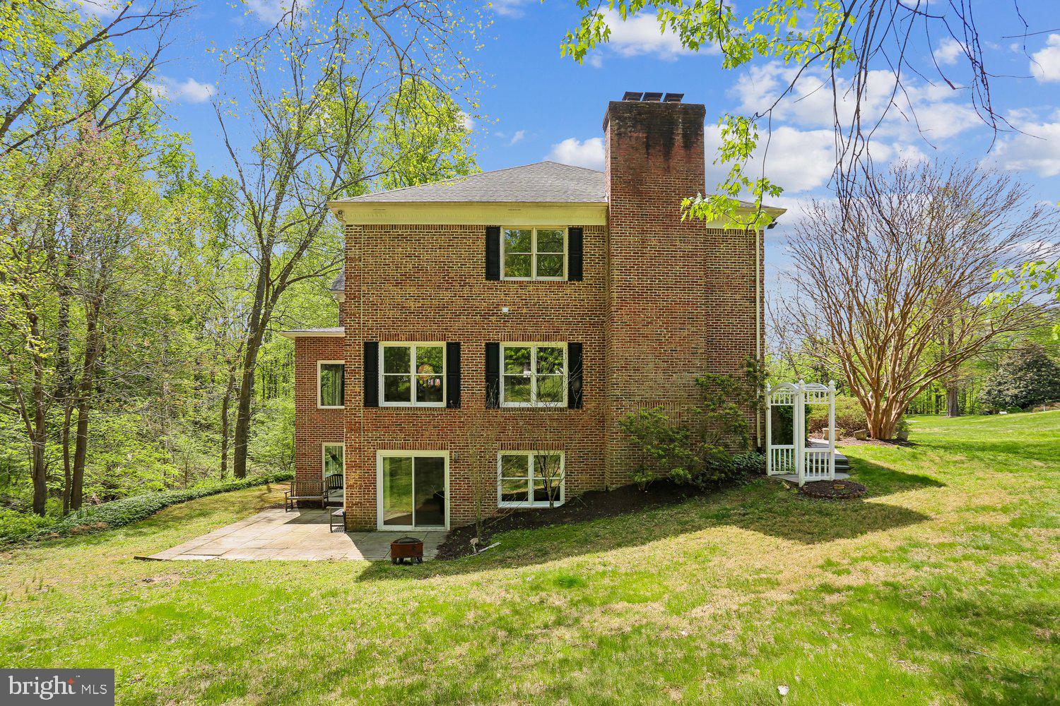 12321 Rivers Edge Drive Potomac, MD 20854 - Photo 93 of 103 Side Elevation