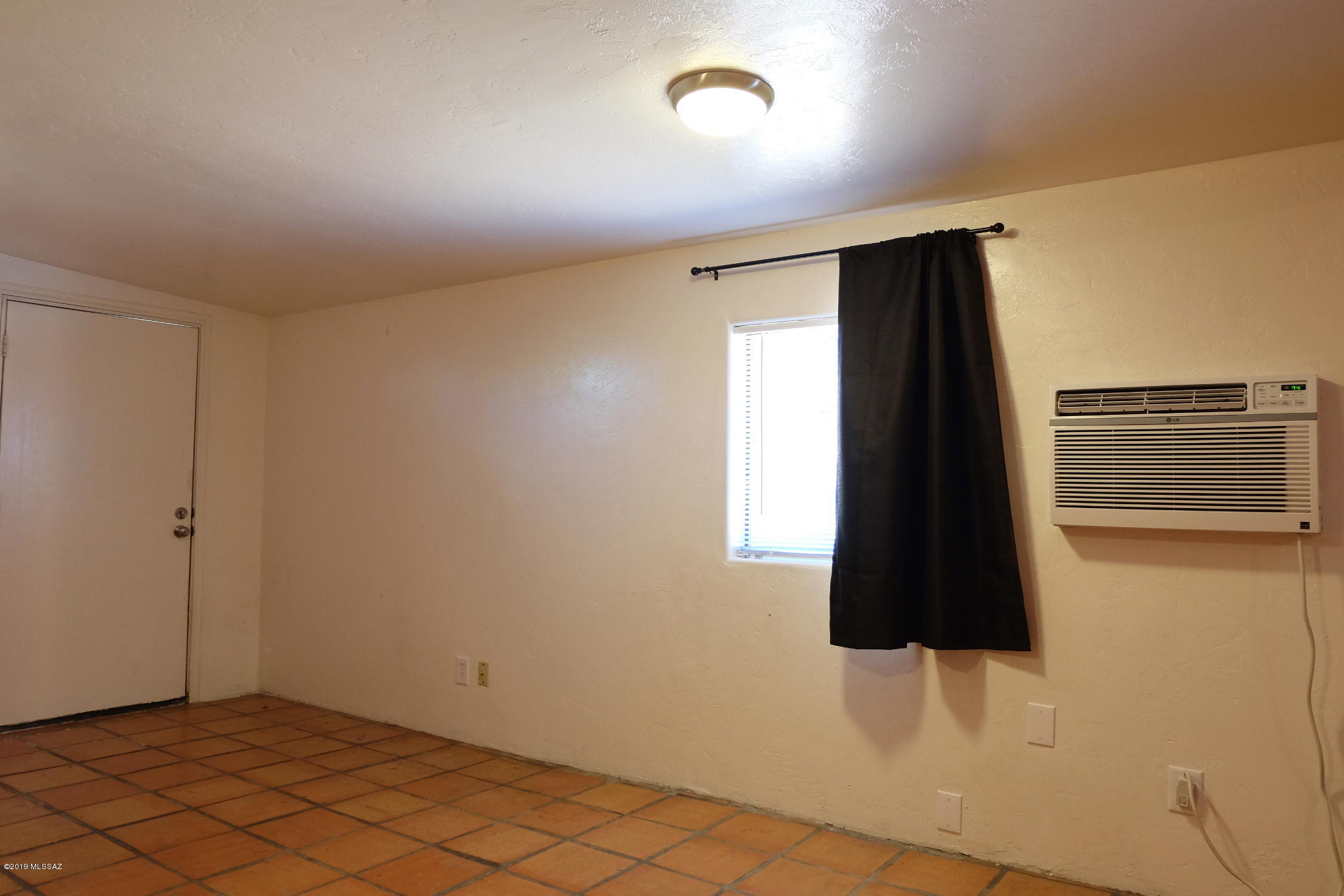 936 East Navajo Road, Unit 4 Tucson, AZ 85719 - Photo 9 of 18