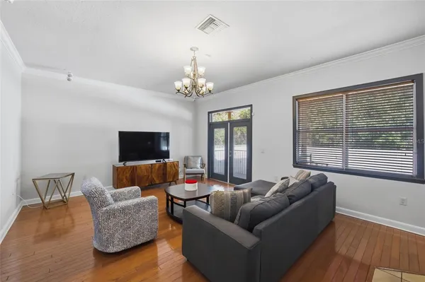 $729,900 | 7504 South West Shore Boulevard, Tampa, FL 33616