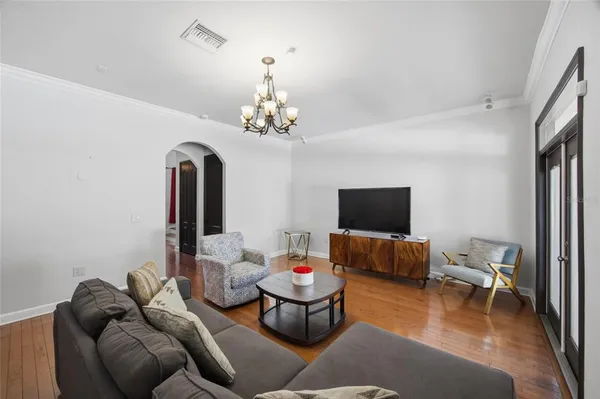 $729,900 | 7504 South West Shore Boulevard, Tampa, FL 33616