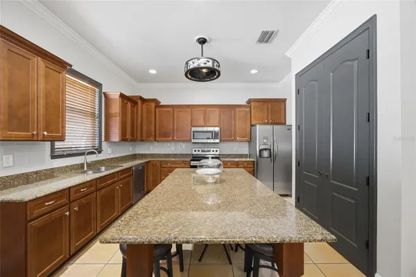 $729,900 | 7504 South West Shore Boulevard, Tampa, FL 33616