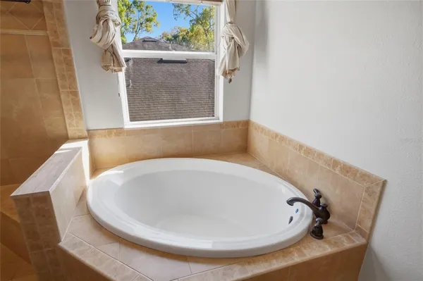 $729,900 | 7504 South West Shore Boulevard, Tampa, FL 33616