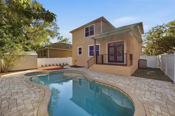 $729,900 | 7504 South West Shore Boulevard, Tampa, FL 33616