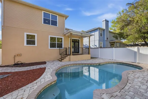 $729,900 | 7504 South West Shore Boulevard, Tampa, FL 33616