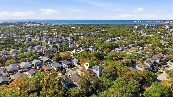 $729,900 | 7504 South West Shore Boulevard, Tampa, FL 33616