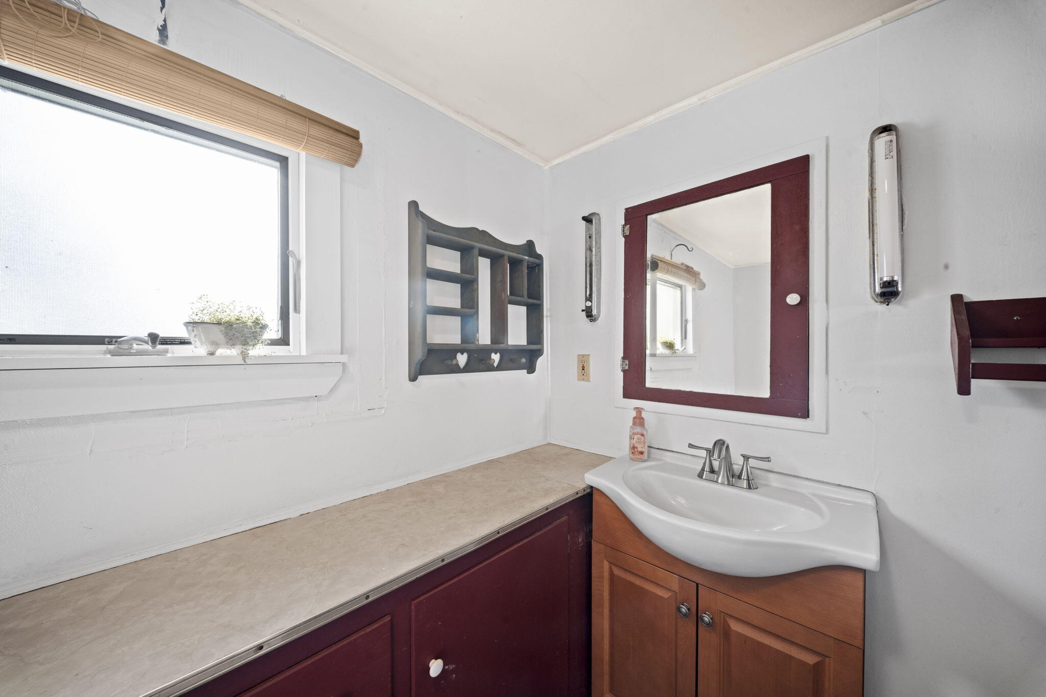 1097 Pequawket Trail Standish, ME 04085 - Photo 16 of 48 15-web-or-mls-DSC01160