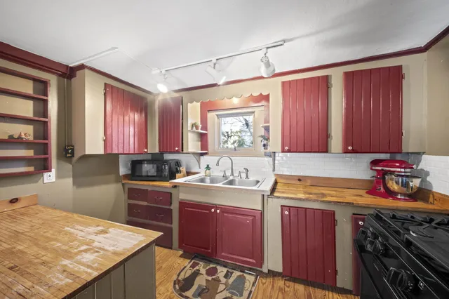 $300,000 | 1097 Pequawket Trail, Standish, ME 04085