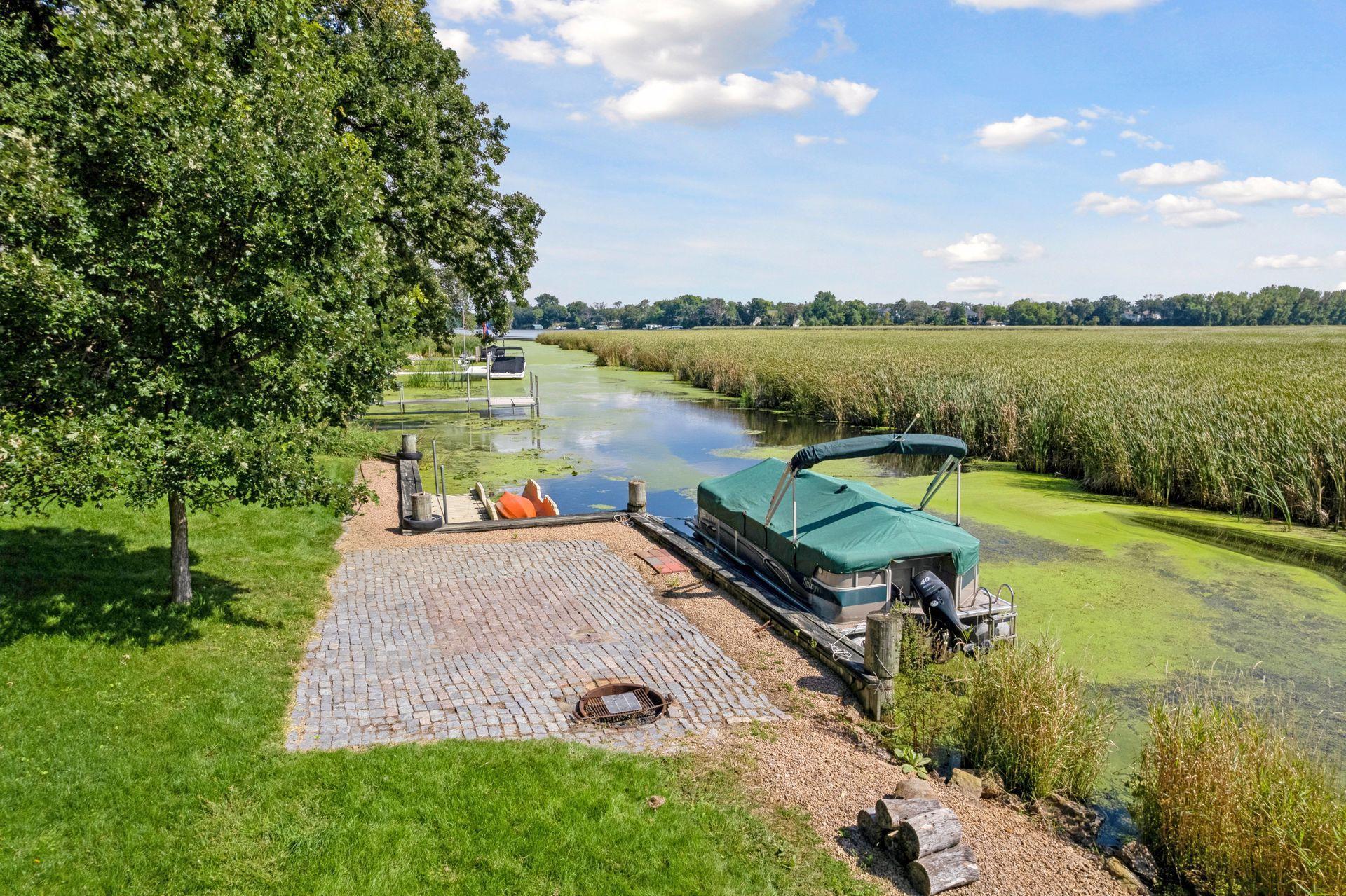 7091 Halstead Drive Minnetrista, MN 55364 - Photo 5 of 81