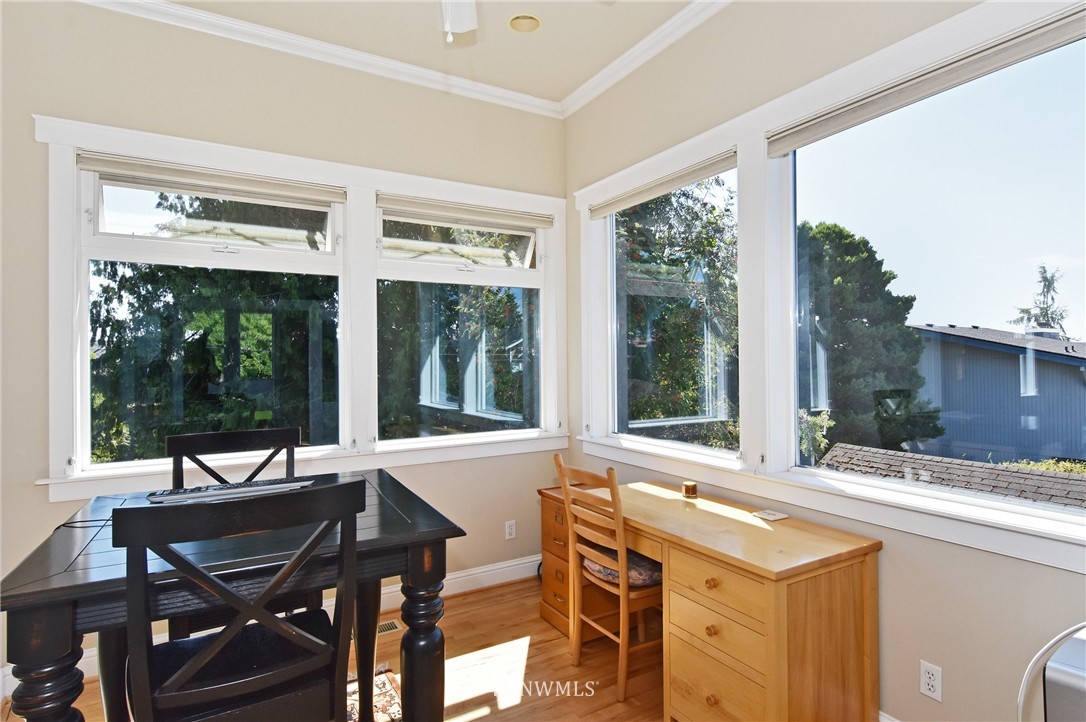 4115 Southwest Kenyon Street Seattle, WA 98136 - Photo 13 of 25 Gallery Image 13