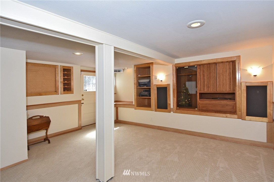4115 Southwest Kenyon Street Seattle, WA 98136 - Photo 22 of 25 Gallery Image 22