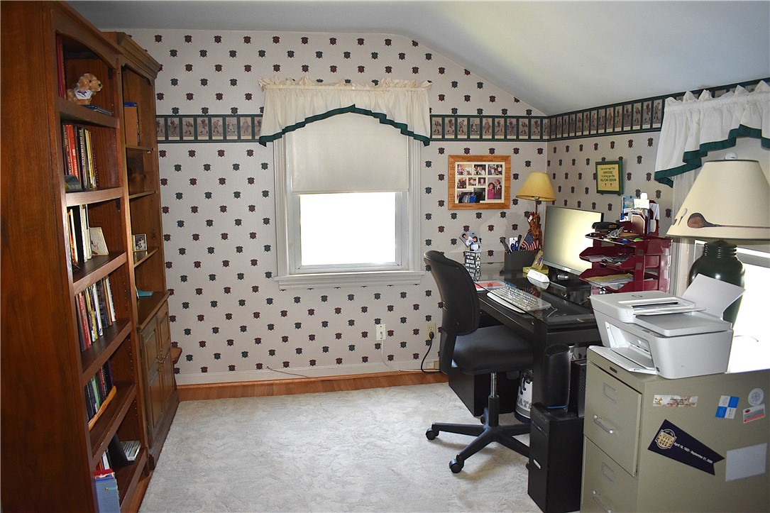 126 Tottenham Road Irondequoit, NY 14609 - Photo 34 of 43 Gallery Image 34