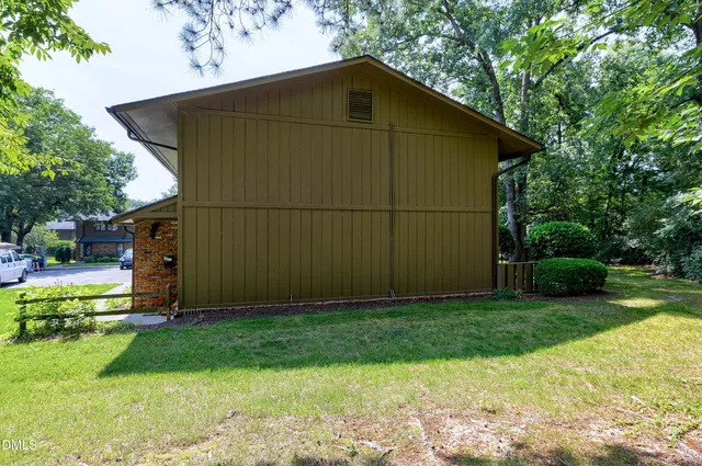 $316,000 | 606 Oak Tree Drive, Chapel Hill, NC 27517