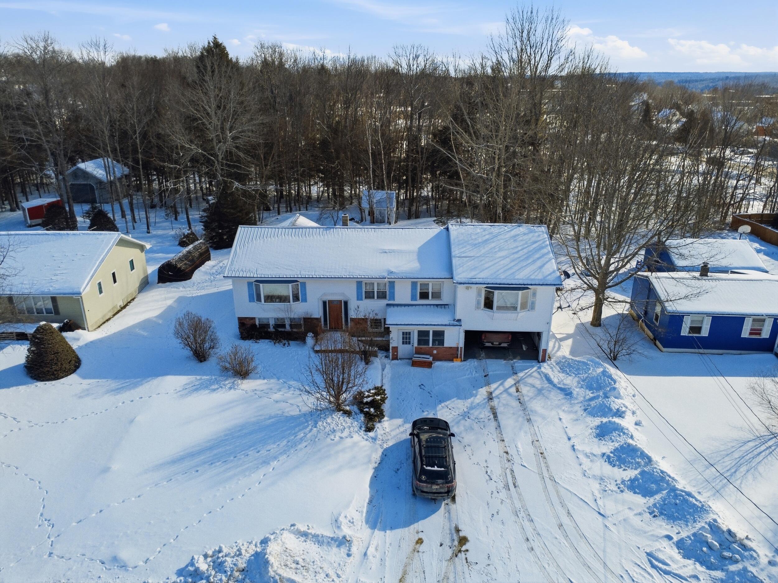 21 Independence Lane East Millinocket, ME 04430 - Photo 4 of 39
