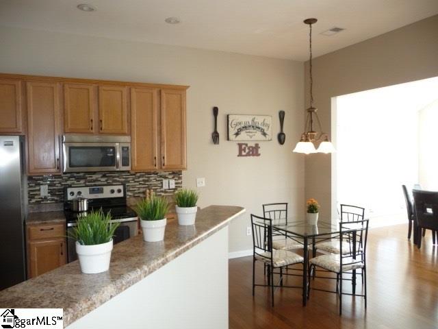 814 Yates Court Boiling Springs, SC 29316 - Photo 9 of 18