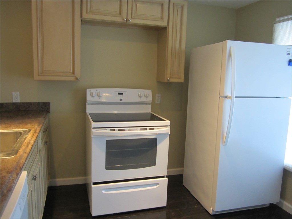 32 Lane B Coventry, RI 02816 - Photo 2 of 11 Gallery Image 2