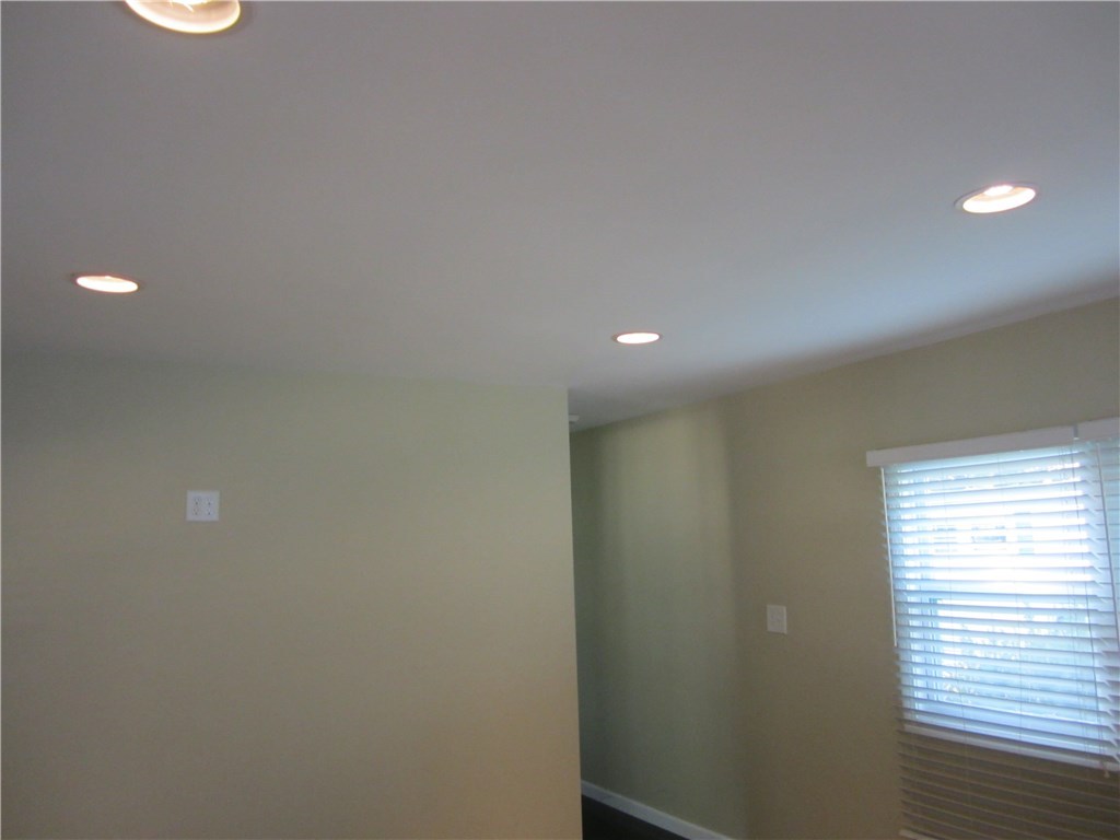 32 Lane B Coventry, RI 02816 - Photo 9 of 11 Gallery Image 9