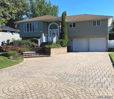 14 Farmstead Road Commack, NY 11725 - Photo 1 of 1 Gallery Image 1
