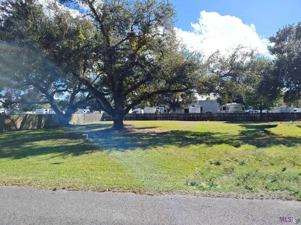 $26,000 | 127 Doris Street, Amelia, LA 70380