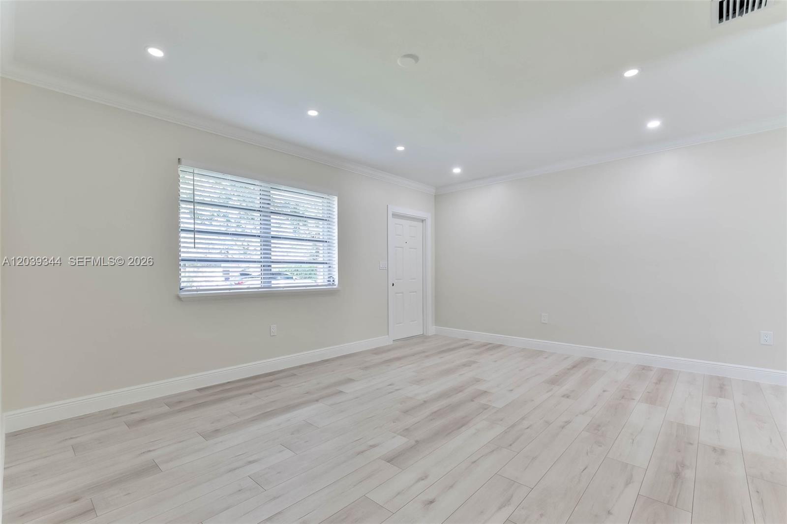 11527 Southwest 81st Road, Unit 11527 Pinecrest, FL 33156 - Photo 7 of 20