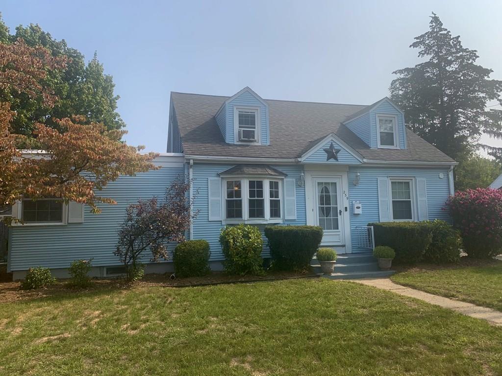 239 Windemere Street Springfield, MA 01104 - Photo 2 of 32 a front view of a house with garden