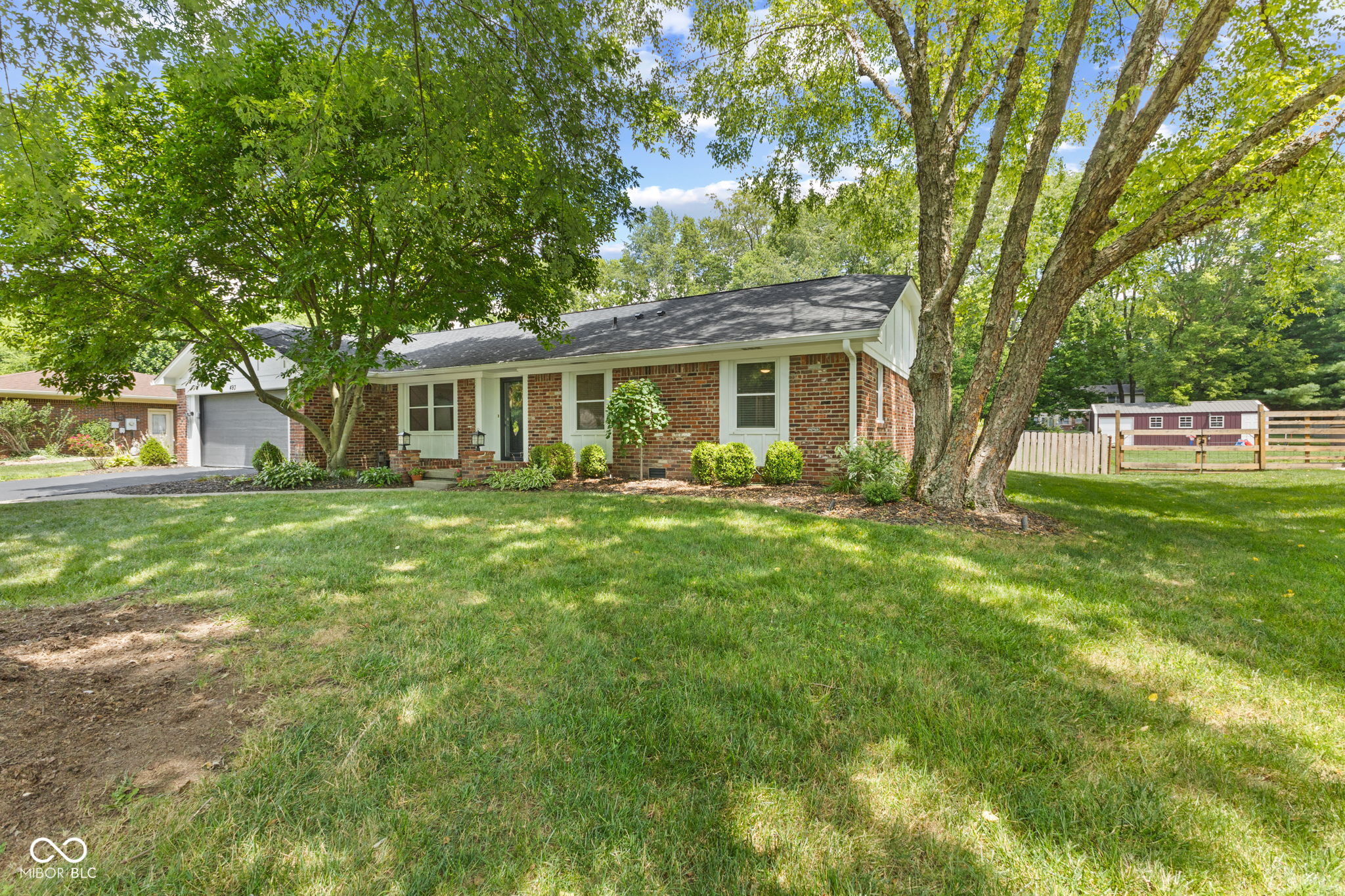 493 Valley Way Road Greenwood, IN 46142 - Photo 3 of 29 Gallery Image 3