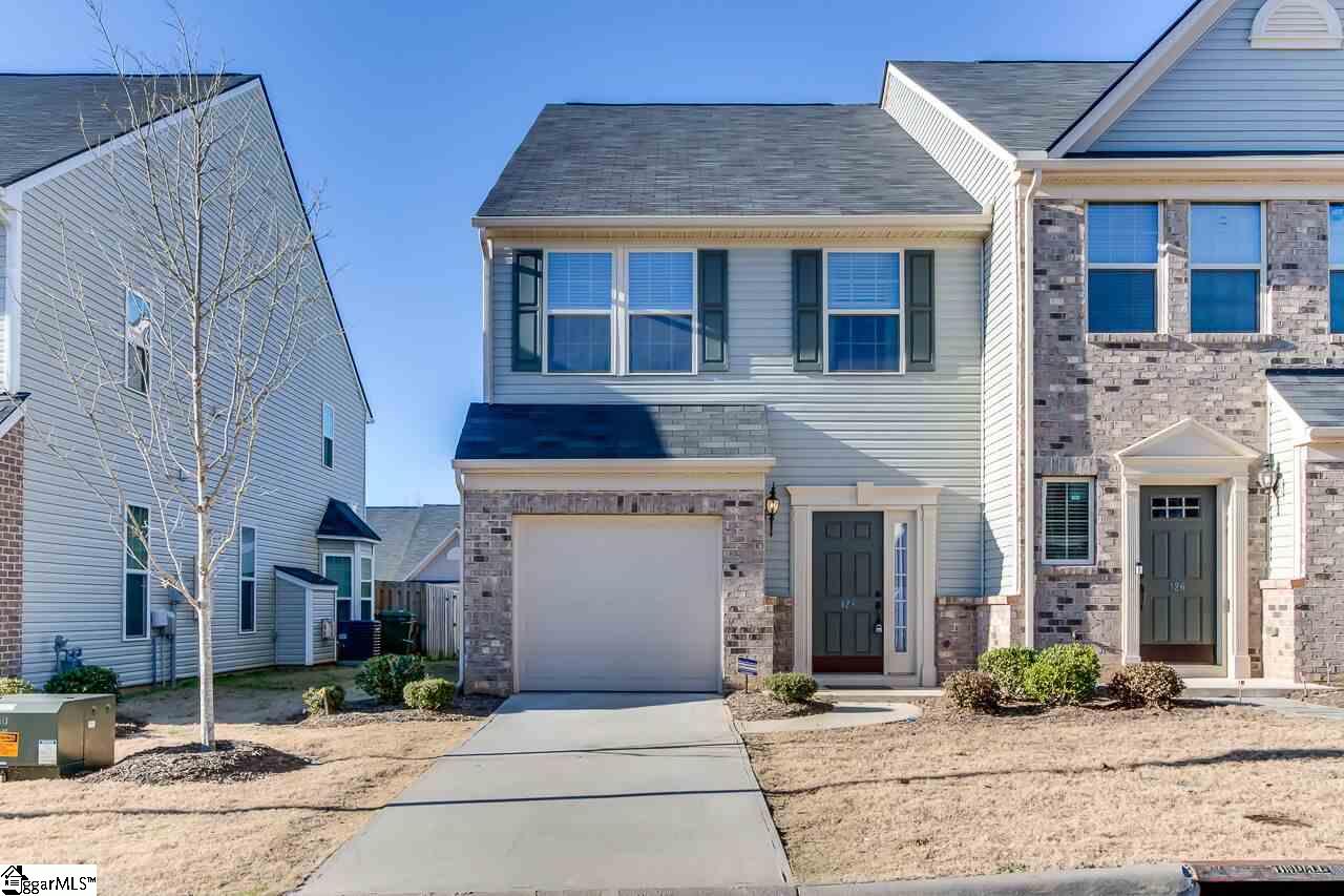 428 Christiane Way Greenville, SC 29607 - Photo 1 of 27 Gallery Image 1