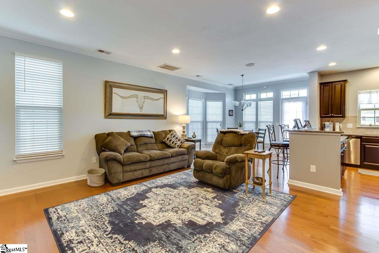 428 Christiane Way Greenville, SC 29607 - Photo 5 of 27 Gallery Image 5