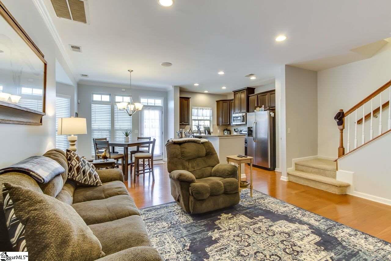 428 Christiane Way Greenville, SC 29607 - Photo 8 of 27 Gallery Image 8