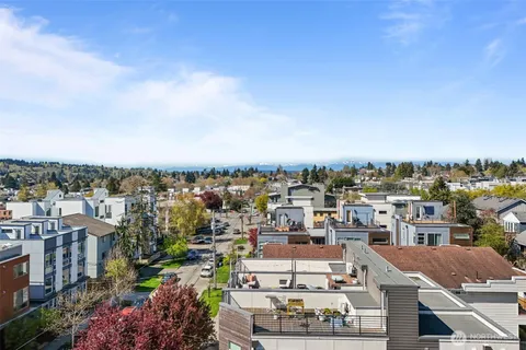 $1,040,000 | 2218 A NW 62nd Street, Seattle, WA 98107